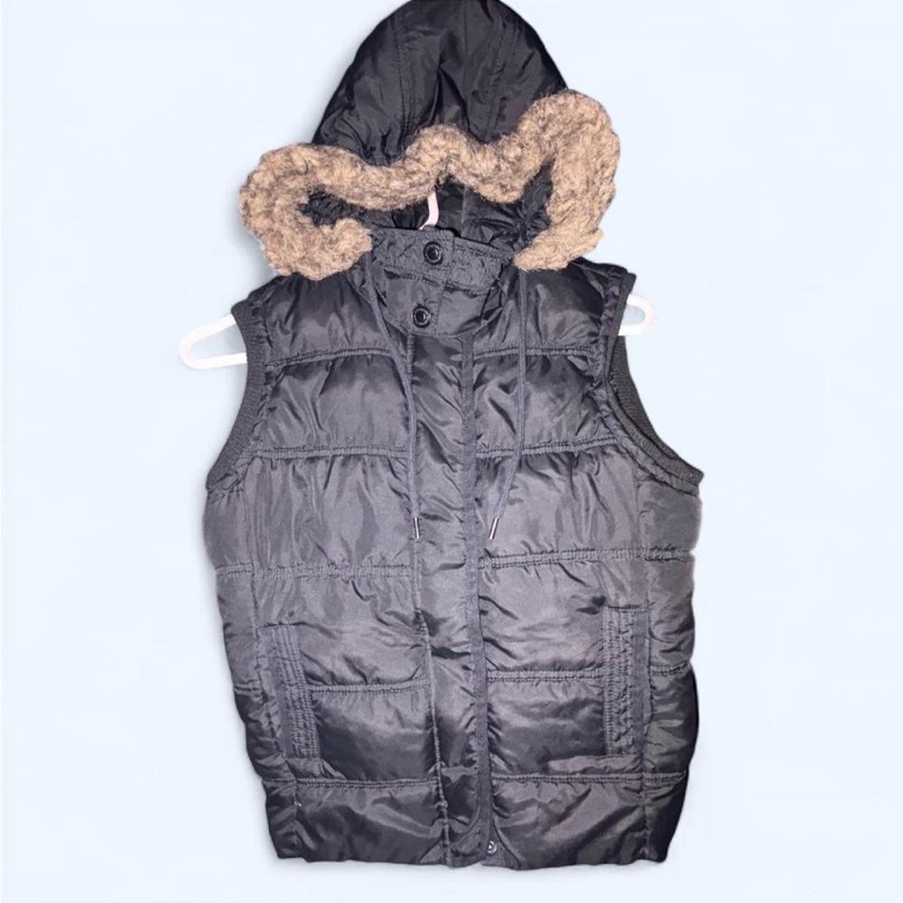 Aeropostale Black Hooded Puffer Vest with Faux Fur Trim